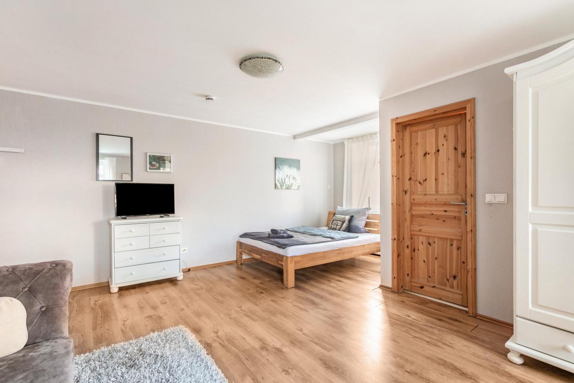 Blauquarz Und Rauchquarz Apartment Reussenkoge Luaran gambar
